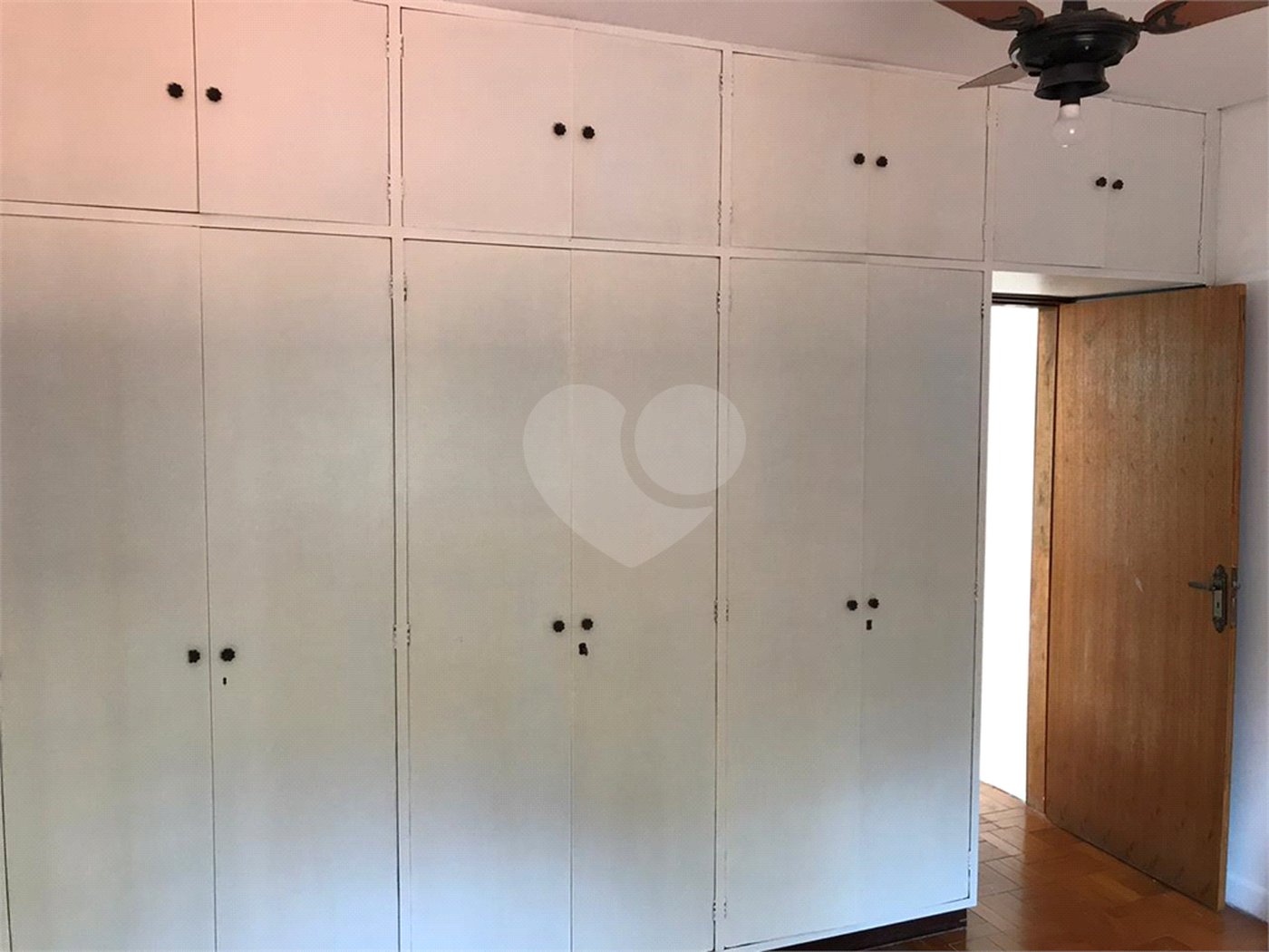 Sobrado à venda com 3 quartos, sendo 1 suíte, em Brooklin, São Paulo, SP