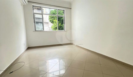 Apartamento à venda com 2 quartos em Tijuca, Rio de Janeiro, RJ