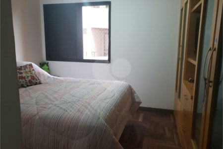 Apartamento à venda com 3 quartos, sendo 1 suíte, em Santo Amaro, São Paulo, SP