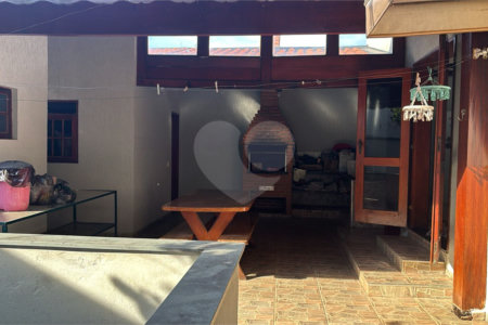 Sobrado à venda com 5 quartos, sendo 3 suítes,  em Jardim Recanto do Valle, Indaiatuba, SP