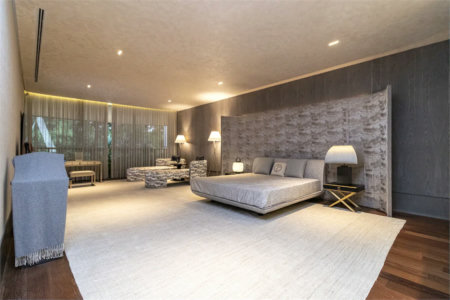 Apartamento à venda com 4 suítes em Jardim Guedala, São Paulo, SP