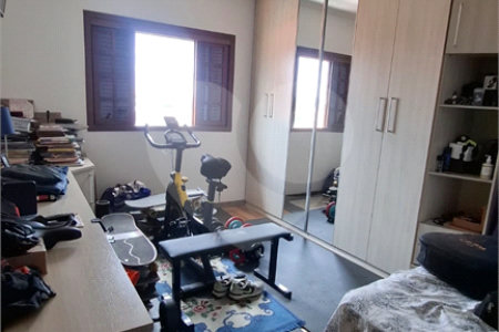 Sobrado à venda com 3 quartos, sendo 1 suíte, em Vila Constança, São Paulo, SP