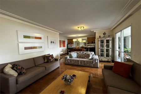 Apartamento para alugar com 3 suítes em Vila Romana, São Paulo, SP