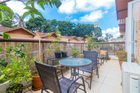 Casa à venda com 4 suítes no condomínio Vila Inglesa, São Paulo - SP