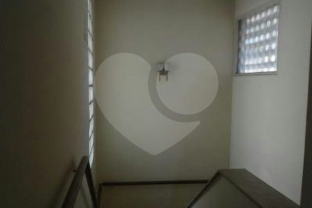 Casa à venda com 5 quartos, sendo 2 suítes, em Planalto Paulista, São Paulo, SP