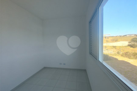 Apartamento para alugar com 3 quartos, sendo 1 suíte,  em Jardim das Palmeiras, Atibaia, SP