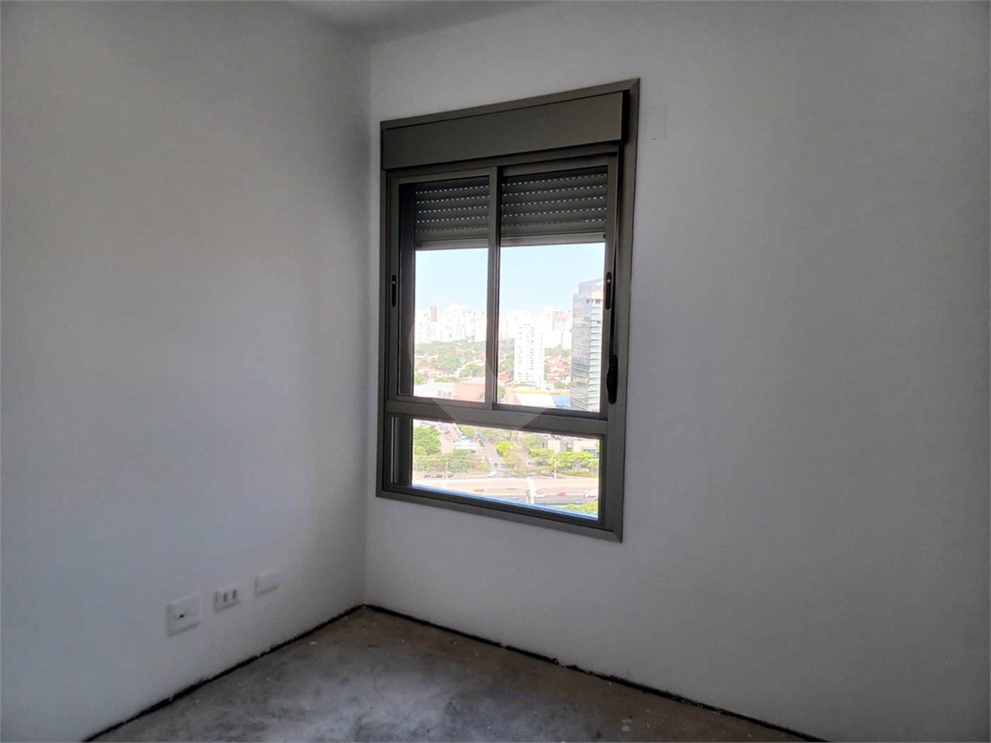 Apartamento à venda com 4 suítes em Real Parque, São Paulo, SP