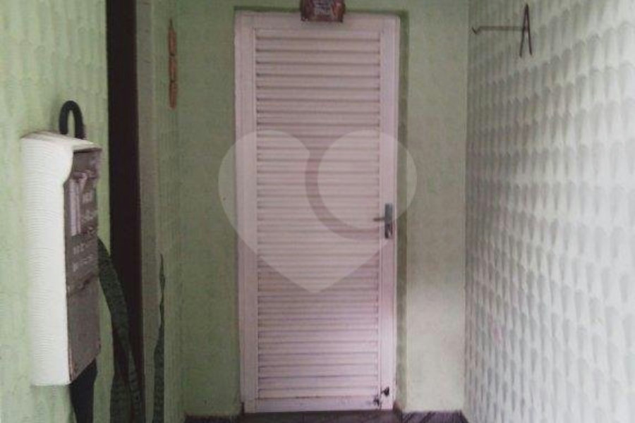 Sobrado à venda com 2 quartos em Tremembé, São Paulo, SP