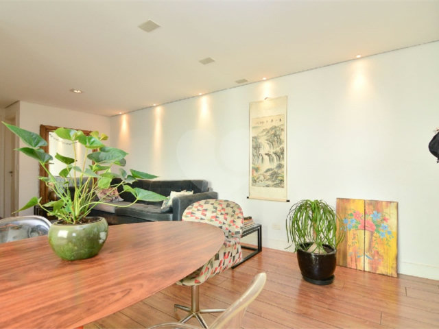 Apartamento à venda com 3 quartos, sendo 1 suíte,  em Santana, São Paulo, SP