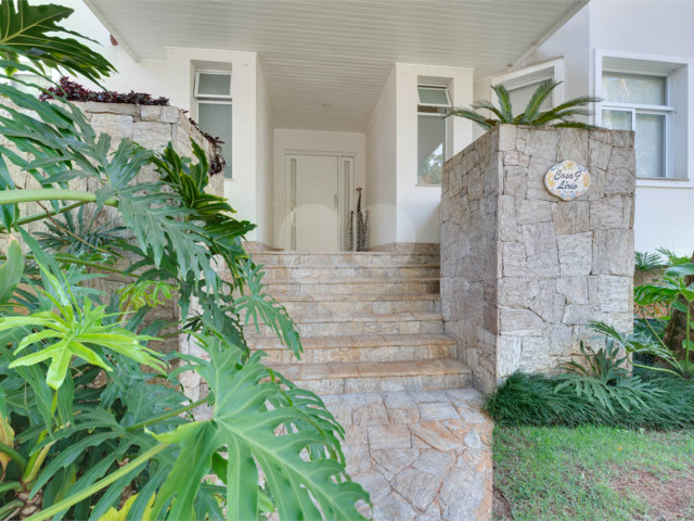 Casa à venda ou para alugar com 4 suítes no condomínio Villa Di San Marino, São Paulo - SP