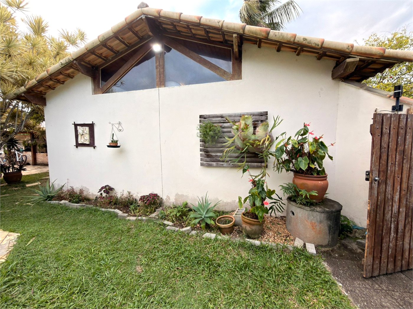 Casa à venda com 3 suítes em Portinho, Cabo Frio, RJ