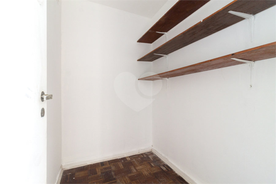 Apartamento à venda com 3 quartos, sendo 1 suíte, em Jardim América, São Paulo, SP