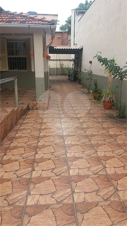 Casa Térrea à venda com 3 quartos em Jardim Nadir, São Paulo, SP