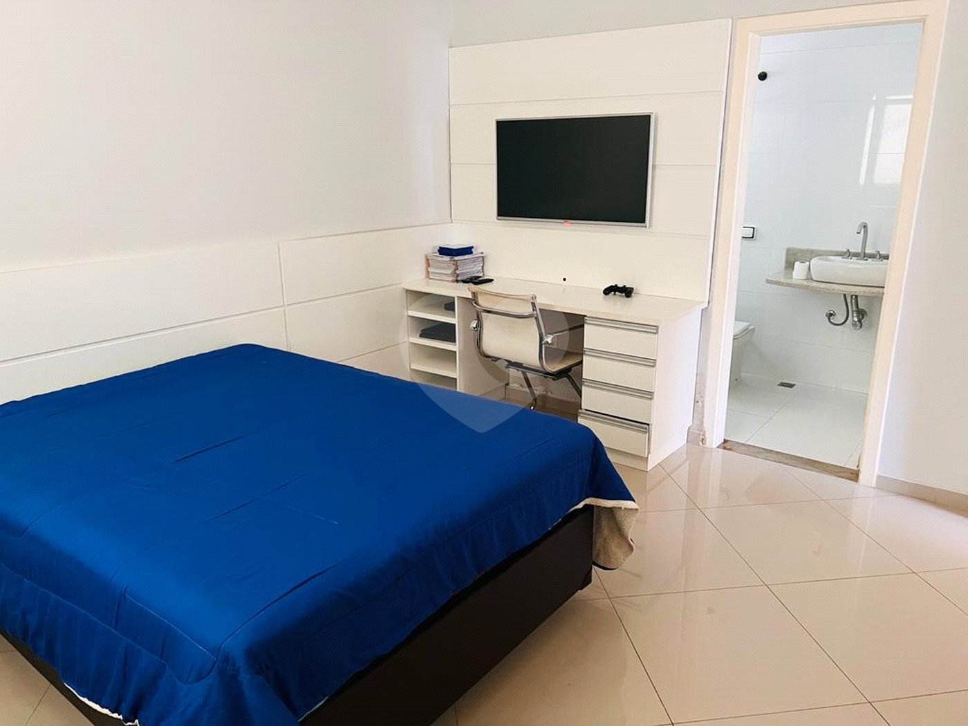 Casa à venda com 3 suítes no Centro, Bom Jesus dos Perdões, SP