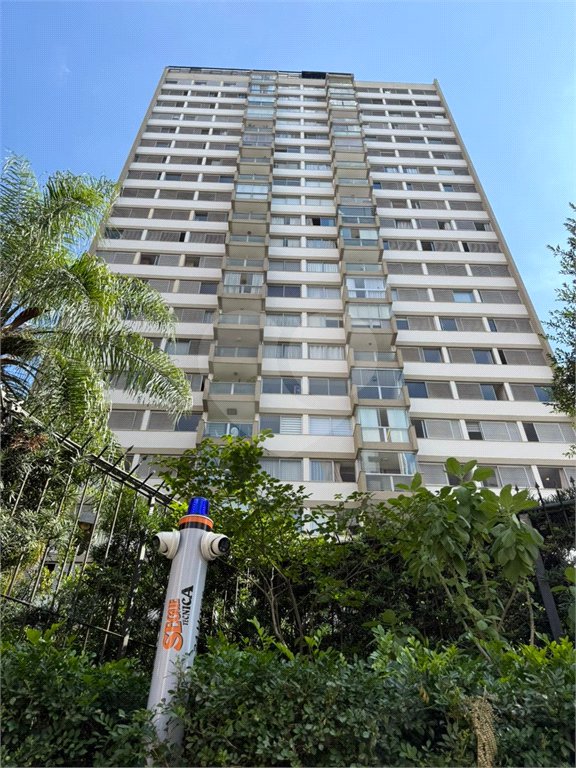 Apartamento à venda com 4 quartos, sendo 1 suíte, em Indianópolis, São Paulo, SP
