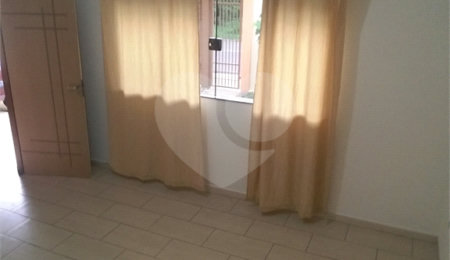Casa Térrea à venda com 3 quartos, sendo 1 suíte, em Centreville, São Carlos, SP