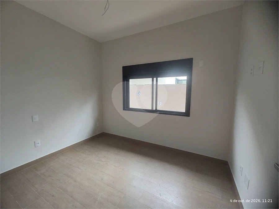 Casa exclusiva em Atibaia de alto padrão com 3 suítes, piscina, espaço gourmet, condomínio fechado, aceita financiamento