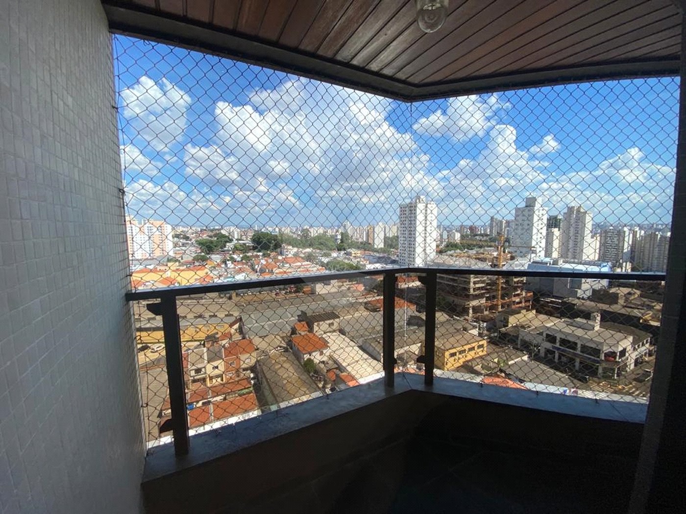 Apartamento com 4 dormitórios , sendo 1 suíte , 2 vagas , à venda na Moóca.