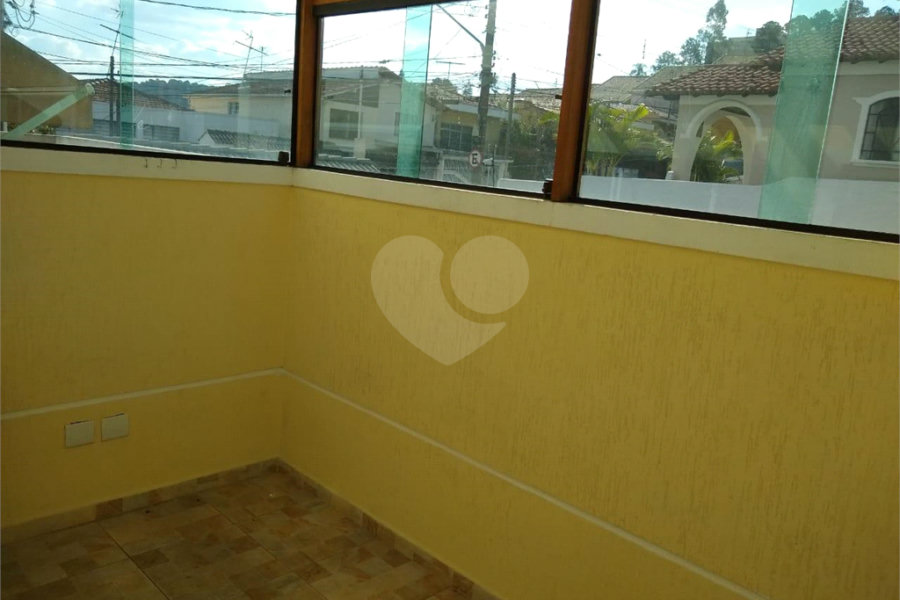 Casa à venda com 2 suítes no condomínio Residencial Pedro, São Paulo - SP