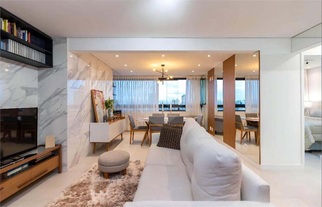 Apartamento à venda com 2 quartos, sendo 1 suíte,  em Santa Teresinha, São Paulo, SP