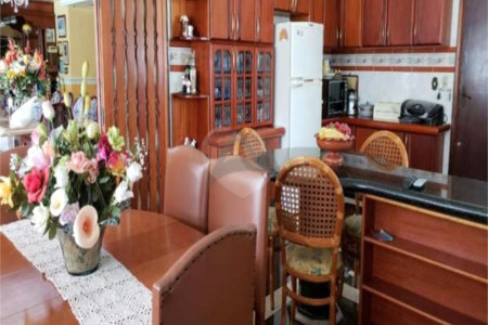 Casa à venda com 4 suítes no condomínio Vale do Itamaraca, Valinhos - SP