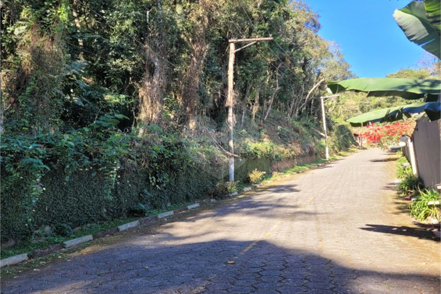 Terreno à venda no condomínio Parque Imperial da Cantareira, Mairiporã - SP