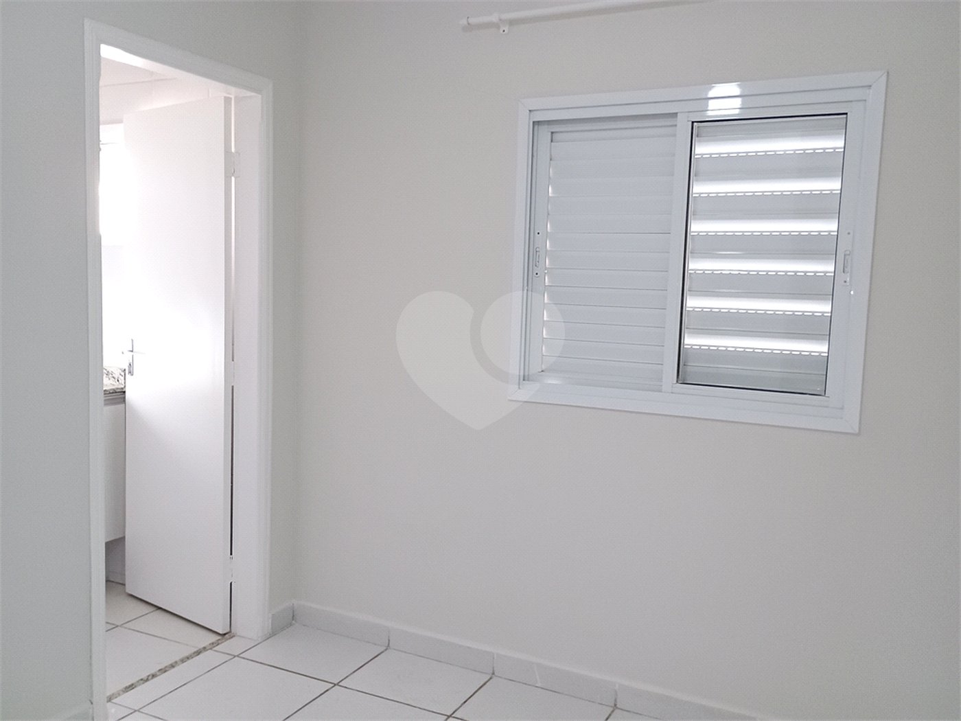 Apartamento à venda com 2 quartos, sendo 1 suíte, em Residencial Flórida, Ribeirão Preto, SP