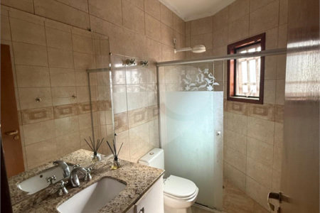 Casa à venda com 4 quartos, sendo 2 suítes,  no condomínio Arujá 5, Arujá - SP