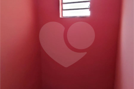 Sobrado à venda com 3 quartos, sendo 1 suíte,  em Chácara Santo Antônio, São Paulo, SP