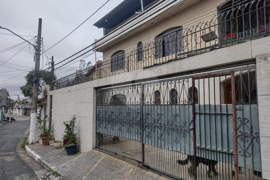Sobrado à venda com 3 quartos, sendo 1 suíte, em Vila Nova Mazzei, São Paulo, SP