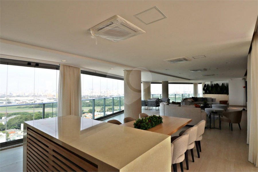 Apartamento à venda com 4 suítes em Santana, São Paulo, SP