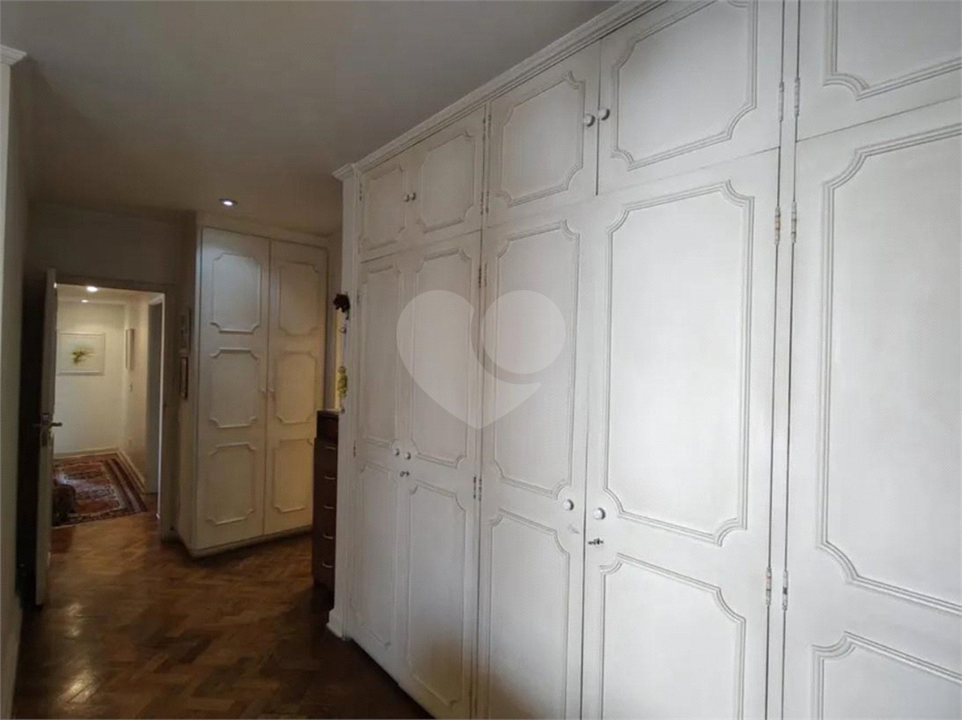 Apartamento à venda com 4 quartos, sendo 1 suíte, em Brooklin Paulista, São Paulo, SP