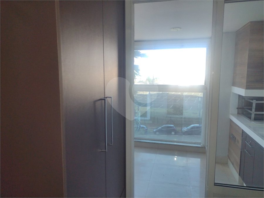 Apartamento á venda no Condomínio Edifício Murano