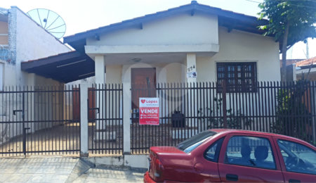 Casa à venda com 2 quartos, sendo 1 suíte,  no Centro, Vinhedo, SP