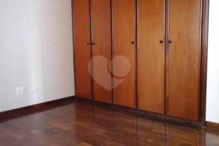 Apartamento à venda com 3 quartos, sendo 1 suíte, em Vila Anglo Brasileira, São Paulo, SP