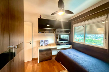 Apartamento à venda com 3 suítes em Campo Grande, São Paulo, SP