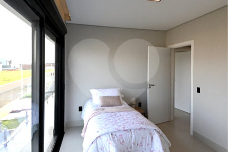 Casa à venda com 4 suítes no condomínio Residencial Dona Maria Candida, Indaiatuba - SP