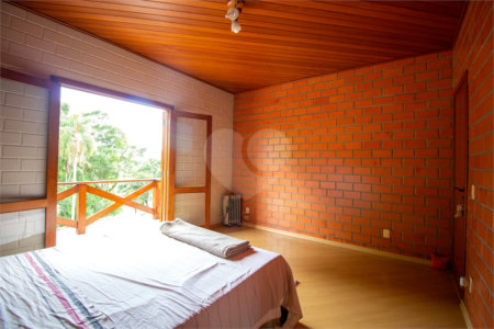 Chácara à venda com 4 quartos, sendo 2 suítes, em Jardim Oriental, Mairinque, SP