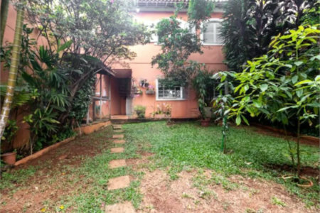 Casa à venda com 3 quartos, sendo 1 suíte,  em Alto da Lapa, São Paulo, SP