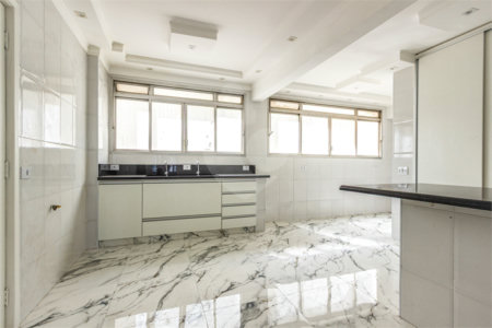 Apartamento à venda ou para alugar com 3 quartos, sendo 1 suíte,  em Pinheiros, São Paulo, SP