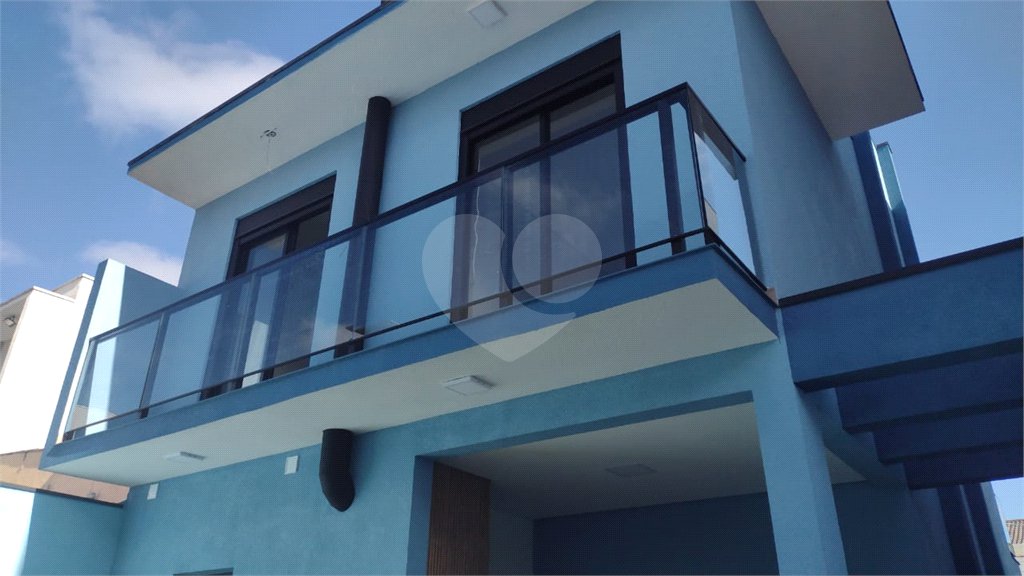 Sobrado à venda com 3 quartos, sendo 1 suíte, em Villa Di Cesar, Mogi das Cruzes, SP