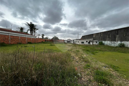 Terreno à venda com 1 quarto em Vila Aurora, Itapetininga, SP