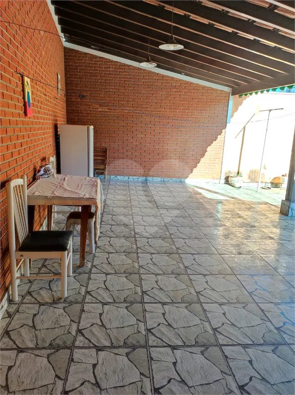 Casa à venda com 2 quartos, sendo 1 suíte, em Jardim do Lago, Jundiaí, SP