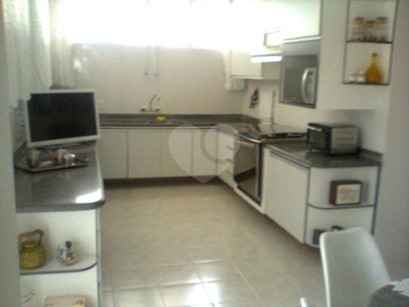 CASA TÉRREA EXCELENTE A VENDA NO TREMEMBÉ - 3 SUÍTES, PISCINA AREA GOURMET E 4 VAGAS DE GARAGEM