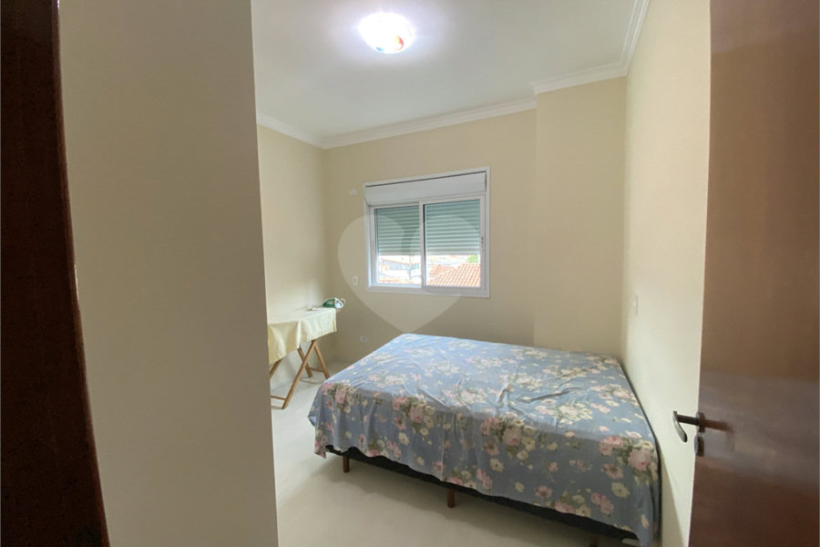 Sobrado à venda com 3 quartos, sendo 1 suíte,  em Jardim Vila Galvão, Guarulhos, SP