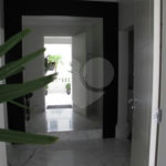 Casa à venda ou para alugar com 4 suítes no condomínio Villa Imperial, São Paulo - SP