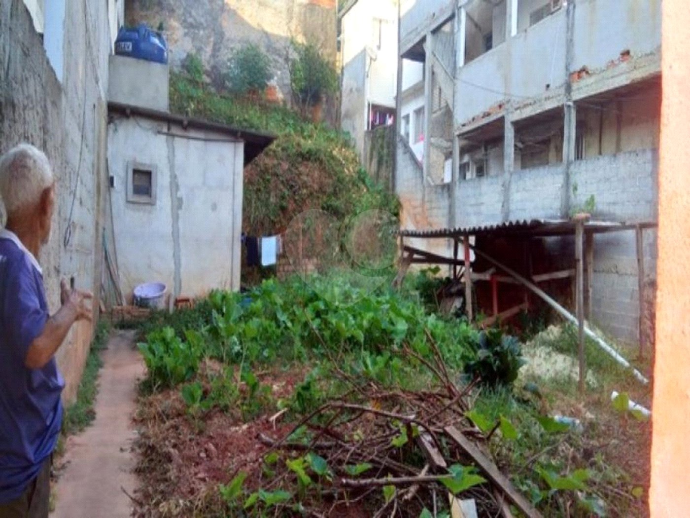 Terreno à venda em Parque Santo Antônio, São Paulo, SP