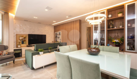 Apartamento à venda com 3 suítes em Moema, São Paulo, SP