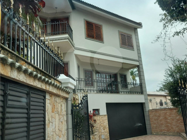 Sobrado para alugar com 3 suítes em Tremembé, São Paulo, SP