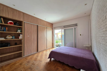 Casa de Vila à venda com 4 quartos, sendo 1 suíte, em Vila Mariana, São Paulo, SP